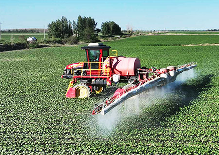 MILE米乐3WPZ-3000型⾃⾛式精量喷洒喷杆喷雾机