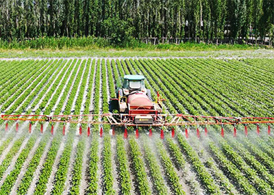 MILE米乐3WPQ-5000型⾼地隙牵引式喷杆喷雾机